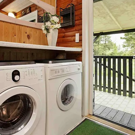 Дом отдыха 6 Person In *