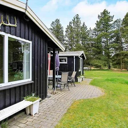 6 Person In Blåvand